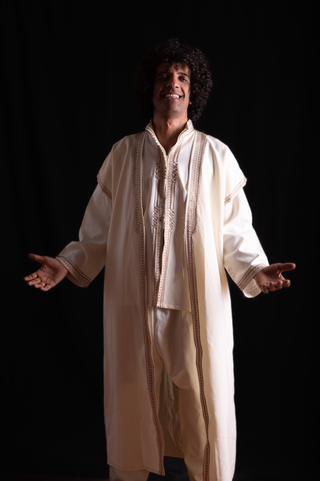 Youssef dei Savana Funk, ritratto in studio