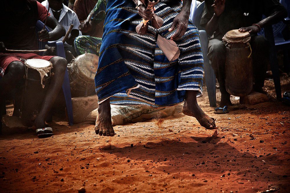 Danza rituale al ritmo dei tamburi